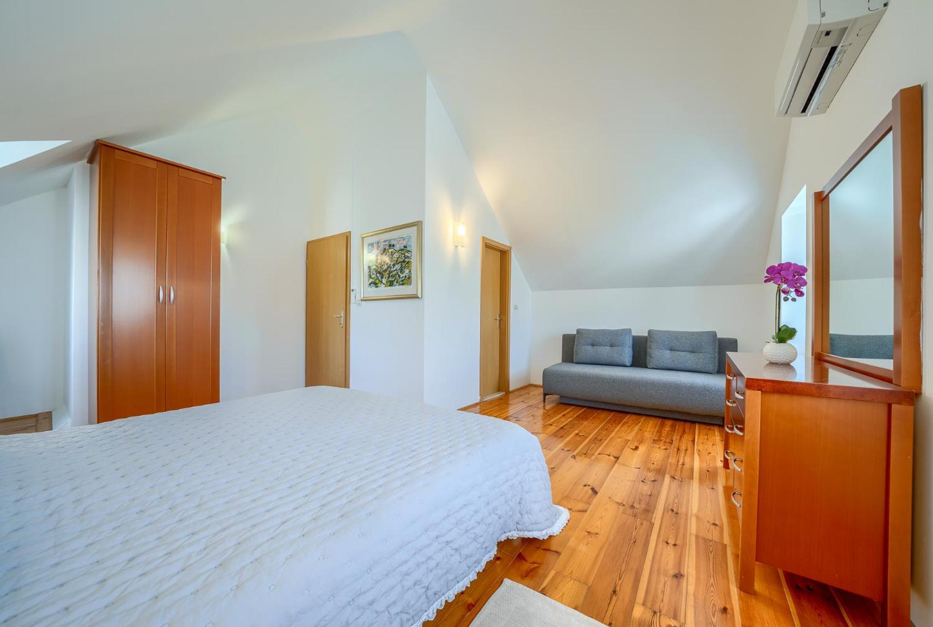 Villa Bonaca Perfect Location For A Holiday With Friends Or Family, Heated Pool Sumartin Eksteriør billede